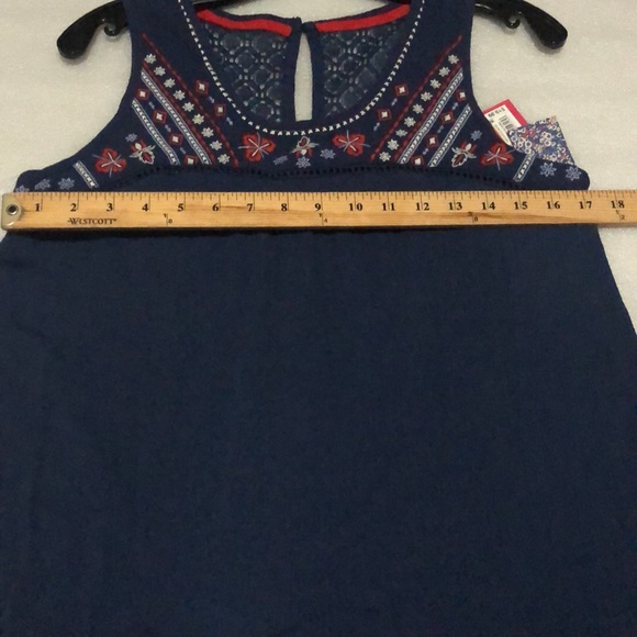 Red white &tune collection-size Medium-xhilaration - Picture 11 of 13